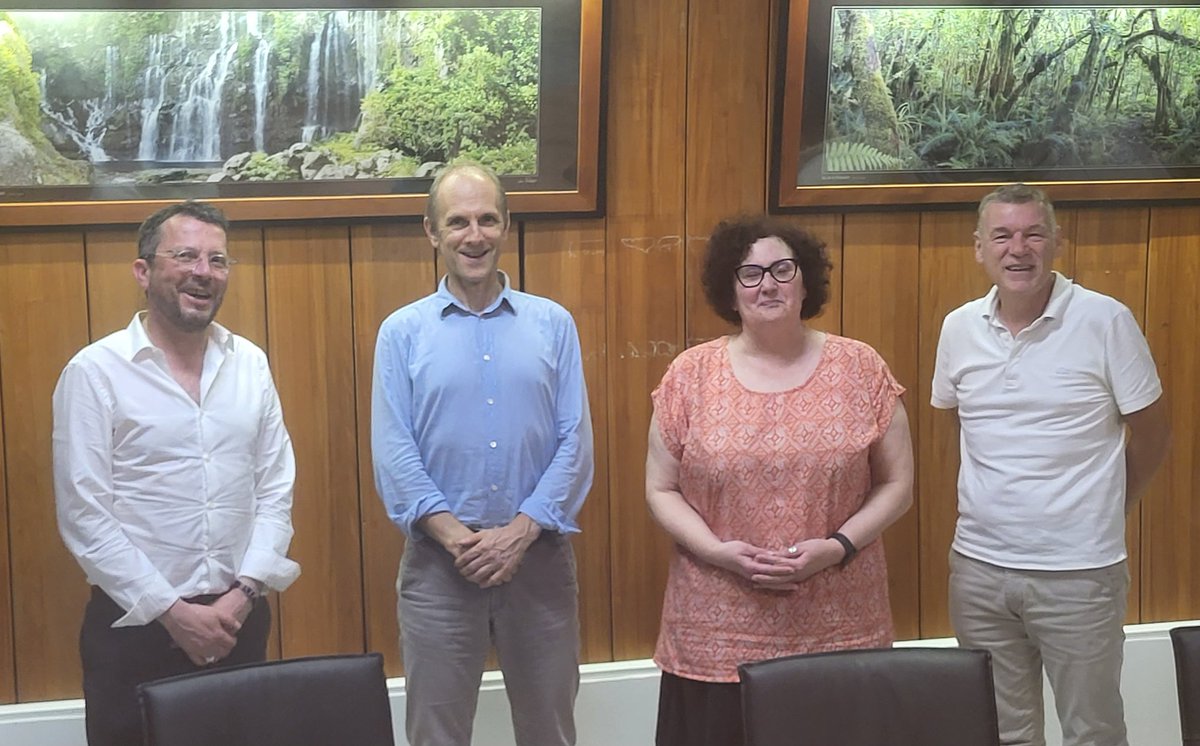 O_PHELIP's tweet image. Rencontre entre la Présidence d'Uniformation et la #Deets de #LaRéunion (Sylvain LIAUME, resp de pôles et directeur adjoint et
Eric BERTRAND, resp service Muteco et DARP) pour évoquer le PIC IAE, le #FNE, la #PCRH collective et tous les projets portés par la Cohésion sociale