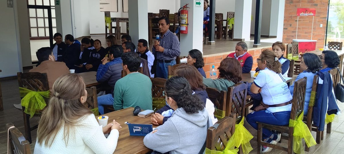 tueresunl's tweet photo. Para que la transformación continúe, el trabajo en equipo es primordial. 💪🏻

Luego de escuchar a más de 800 personas de la Comunidad Universitaria, los Comités de Transformación construyen las propuestas de gobierno que seguirán beneficiando a la UNL. 💙❤️💚 https://t.co/4gNnO6FRzD