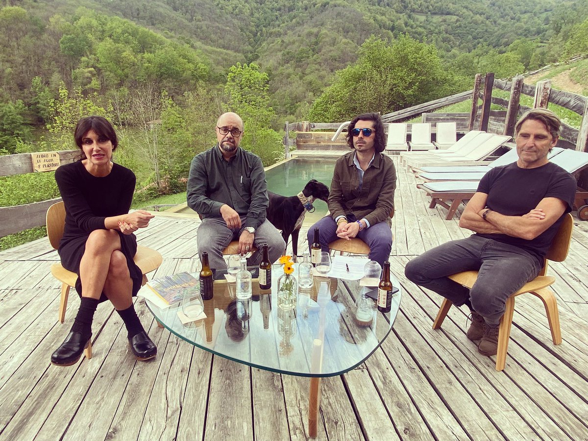 Borovil's tweet photo. Qué bien lo pasamos en @TierradAgua presentando @Cantabrica1 .
Gracias a todos los que nos acompañaron y a todos los que lo hicieron posible.
@Aranchagarciam @BalbuRafa https://t.co/yduA7qPyrL