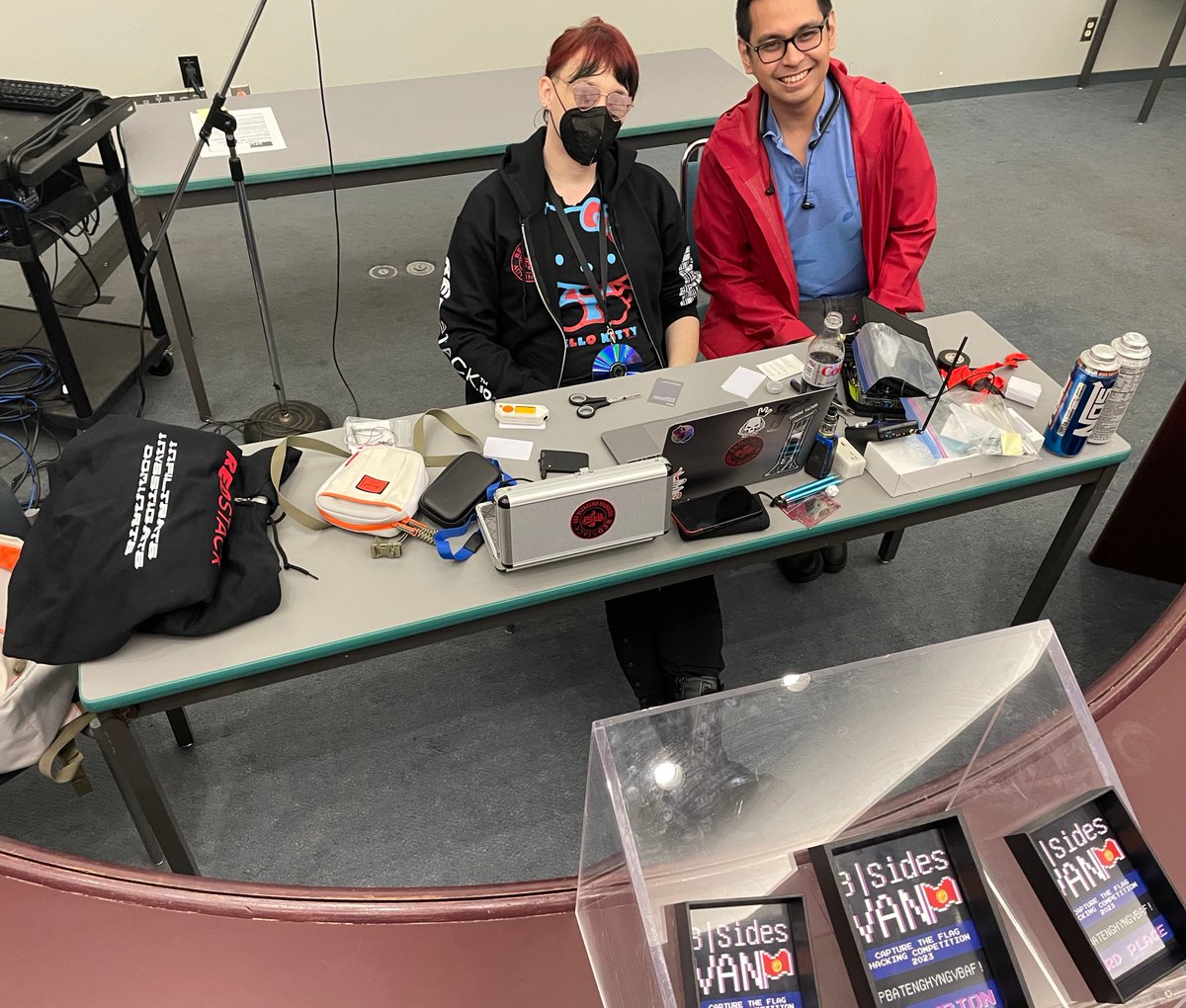 BSidesVancouver's tweet photo. #BsidesVancouver2023 #CTF #hackers are on the move, in the trenches, and #hacking all the things!
Meet the #ctf team in room 1600 in #meatspace, or join us in the ethers: https://t.co/ujscMX4Nfy
#bringit #hackallthethings ๐จโ๐ป https://t.co/PfHyDH9E8Y