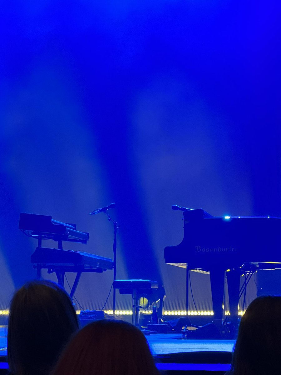 Tori Amos Podcast tweet media