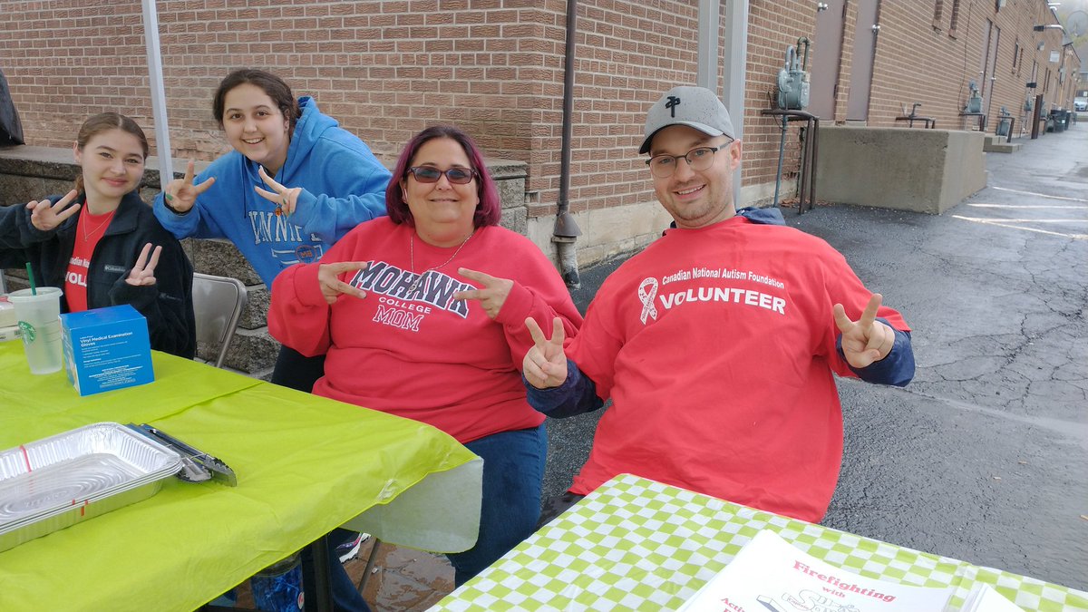 neighbur Hamilton tweet media