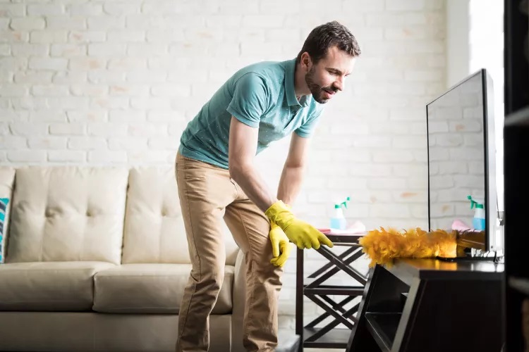 AngieSimkus's tweet photo. Dusting is an easy chore to forget.  It can make your home look dirtier ...https://t.co/xeAO8qldhd https://t.co/17DIRs8ifn