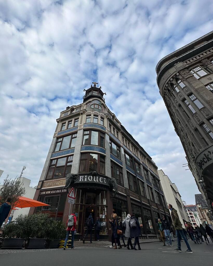 cc2go's tweet photo. mal wieder was aus Leipzig #leipzigstories #meinleipziglobichmir #leipzig https://t.co/T9ab9FbLSg https://t.co/DOleb1xbAw