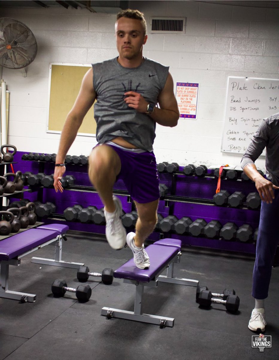 MVC Men’s Basketball tweet media