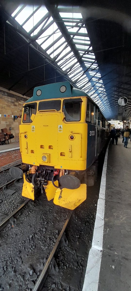 Railpassion1's tweet image. Pickering today @nymr #steam #class31 #EricTreacy #Yorkshire #Bahnzeit