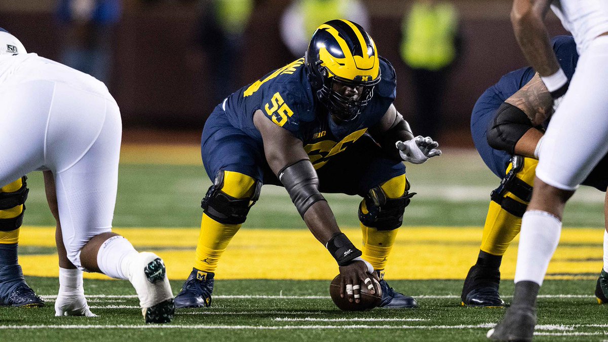And straight off the back of that pick the #Seahawks head straight back to Michigan and select Center Olusegun Oluwatimi

#GoHawks #GoBlue