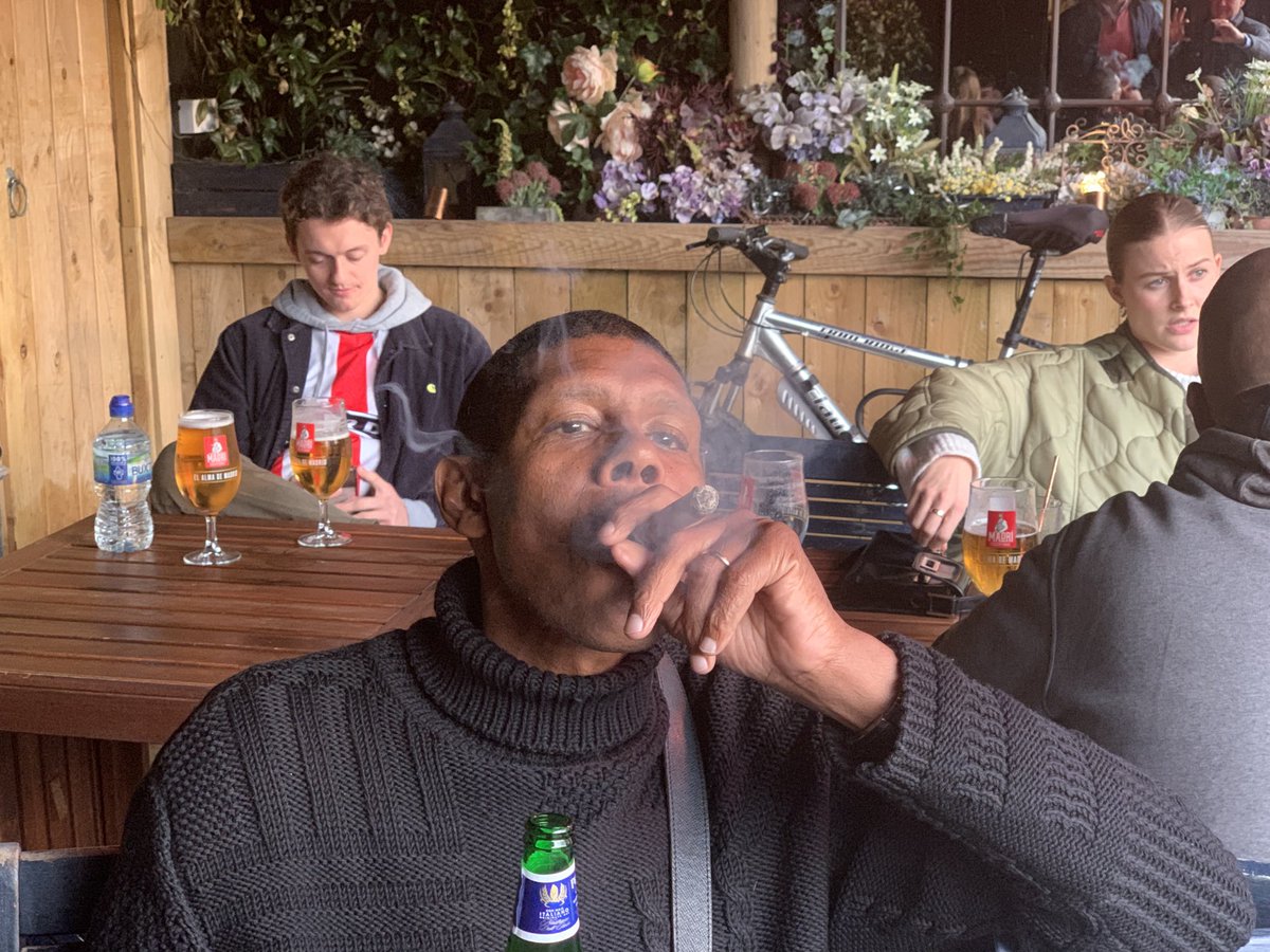CarltonPalmer's tweet photo. Oh happy days ❤️❤️ https://t.co/NmjhKlt9nv