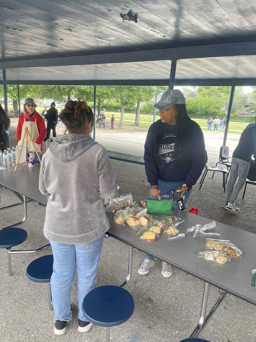 What a great day to enjoy spring, especially at Hamilton MS.  Spring fest was in full bloom today.