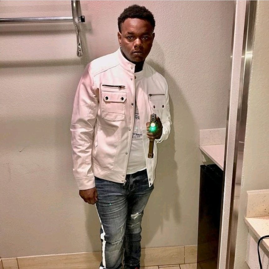 therealjaylotto's tweet photo. #NewProfilePic https://t.co/H78itqRgXU