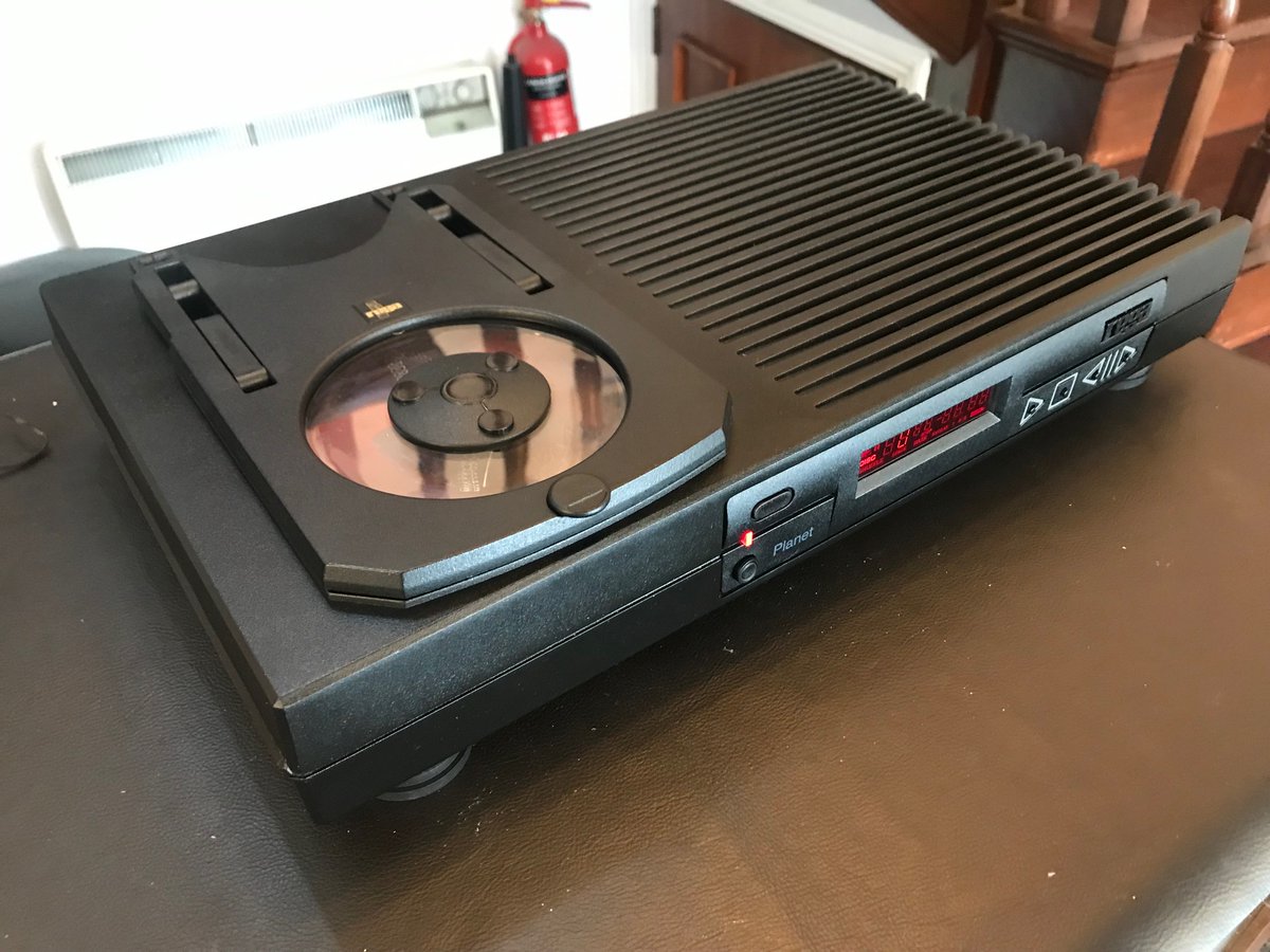 TheSoundGallery's tweet photo. Original Rega planet rebuild. Unlike some CD players, this one makes for an easy smooth listen.
#britishmade #compactdisc #cdstillhassomelifeleft #uncycle #madetolast #madeformusic #happyweekendall 🎶 https://t.co/D0QpcfUkPL