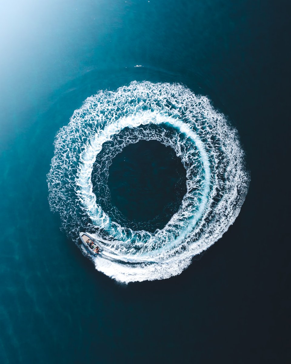 khemsok97's tweet image. Frontend optimization tip: Minimize your #javascript and css files to reduce load time and improve #UX. #FrontendDevelopers #Programming