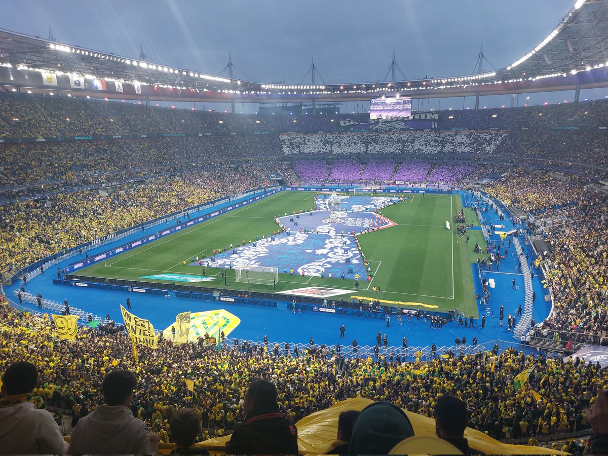 NicolasJuhel's tweet photo. C'est la finale merci @millorsport pour la place https://t.co/sGMeDfhO2g
