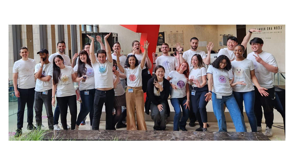 Cell-ebrate #DayOfImmunology by striking an antibody pose!