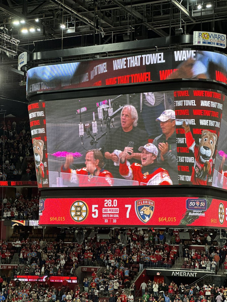HMBL2THEMOON's tweet photo. #FloridaPanthers Shipping up to Boston! Panthers kicked ass last night! #EmptyGoal #Natureboy #Woo https://t.co/Njgg7jCwel