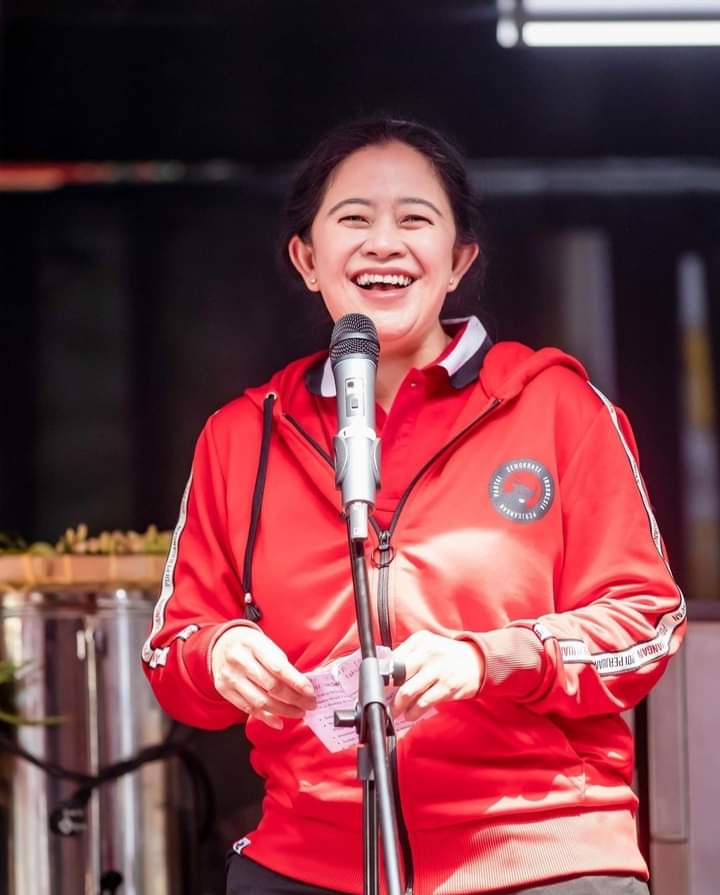 rubyaja1's tweet photo. Mendukung penuh keputusan Ibu  Megawati Soekarnoputri yang menunjuk Mba @puanmaharani_ri sebagai ketua tim pemenangan Calon Presiden RI Mas @ganjarpranowo. Pada Pilpres 2024.

#SalamPancasila 
#Merdeka https://t.co/tBeRP0Y6Za