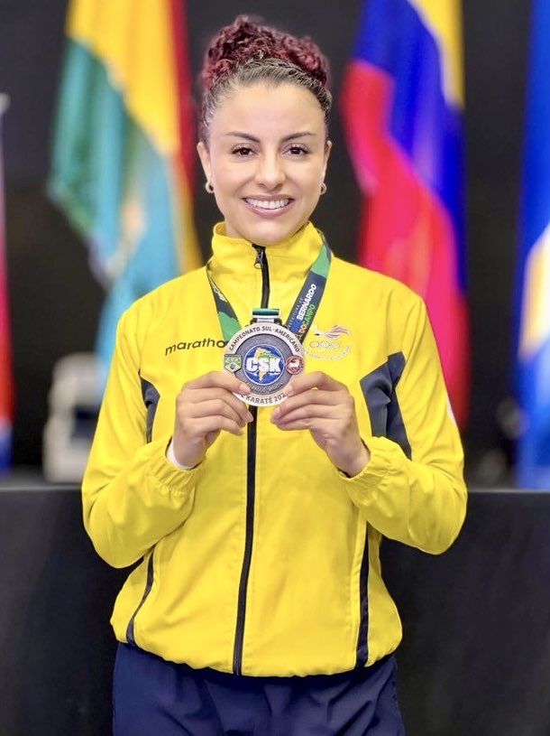 SbastienMlires1's tweet photo. 🇪🇨La karateca quiteña Jacqueline Factos (38) compitió por primera vez en el Sudamericano de São Paulo en la categoría 68 kg.

¡Y obtuvo la medalla de bronce 🥉! 

Su meta es llegar al Top3 mundial este año y competir en los JO de Paris 2024! ⁦@jakyfactos⁩ https://t.co/wyia8dJPzc