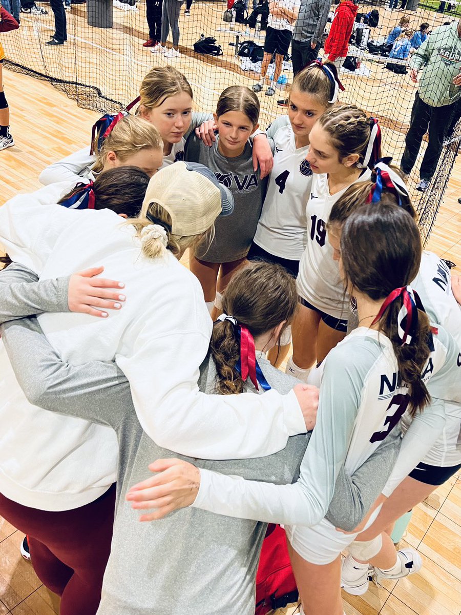 mrscoach_vb's tweet photo. So proud of these girls!! 6-0, didn’t drop a set today!!! TOURNEY CHAMPS!!🥇🏐💪🏼🔥  @NOVAJuniors https://t.co/Q0bjFLQTAK