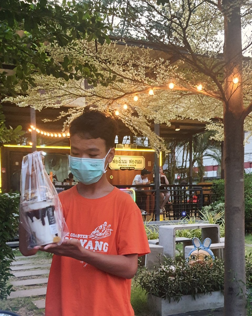 ahlee19's tweet photo. ไม่ต้องฆ่าฉันด้วยไซยาไนด์หรอกที่รักแค่เธอบอกไม่รักสักพักฉันก้ตายแล้ว😂😂😂😂😂 https://t.co/Pa3botNiY2