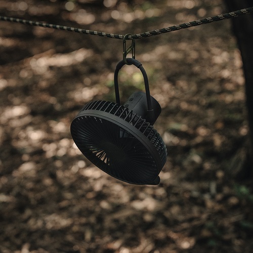 MEGURU6's tweet image. #CARGOCONTAINER
● CCマルチファン
ワイヤレス製品で本体と三脚が分離可能
大容量10,000mAhバッテリー、5枚の羽による圧倒的な風量、低騒音BLDCモーターを使用。
●CCマルチスピン
CCマルチファンの本体と三脚の間にはめ込む首振り機能パーツ
meguru.shop-pro.jp/?mode=cate&amp;amp;cbi…