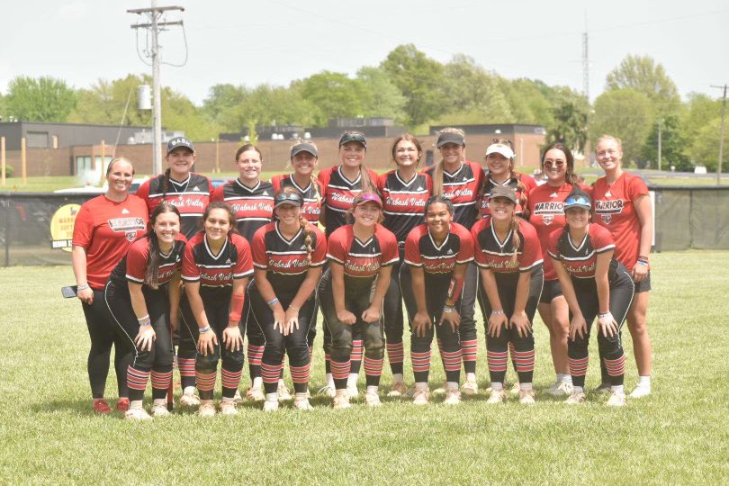 WabashValleySB's tweet photo. Sophomore Day Sweep vs. Shawnee 🧹

Game 1 - W 17-0
Game 2 - W 6-3

6 home runs on the day for Lady Warriors - Jayley Akers had two and Gracee Sullivan, Adie Nolley, Kinsly Heichelbech, and Marisa Lane each had one https://t.co/HDQJ9uVMOj