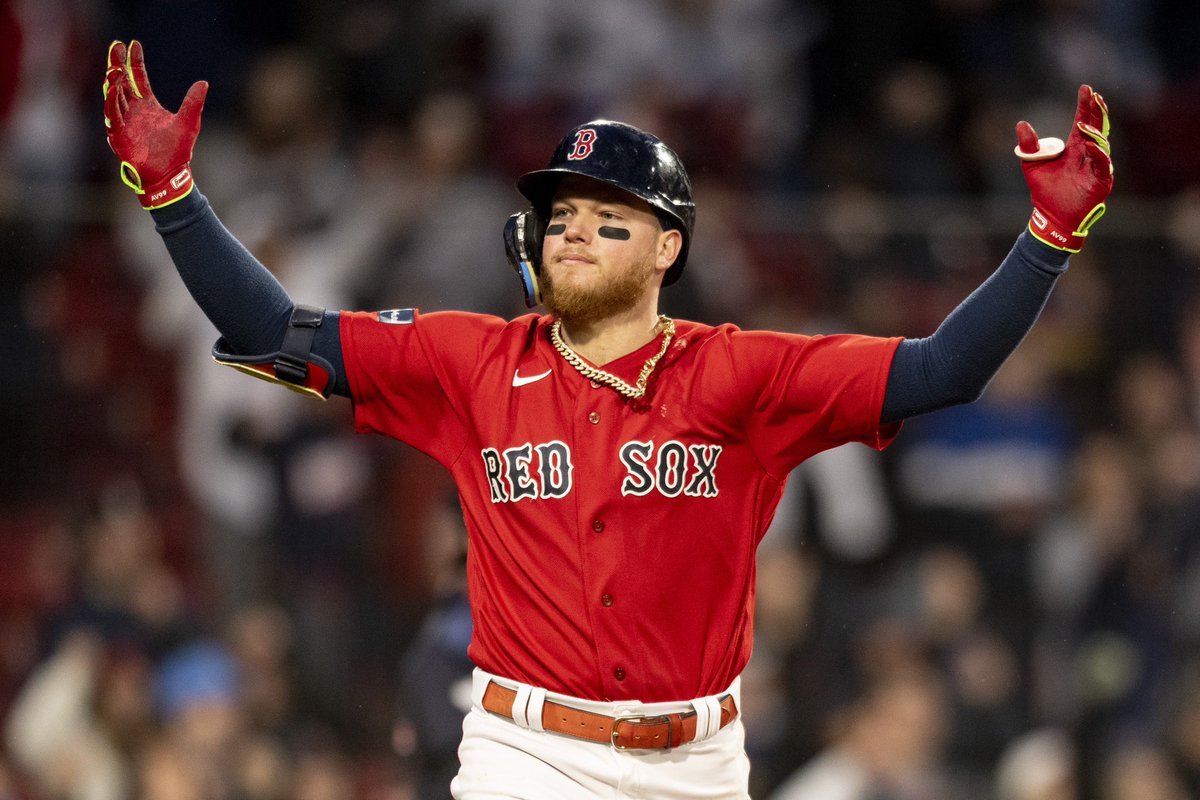 RedSox's tweet photo. We love a Dugie walk-off. https://t.co/qh7wufImFd