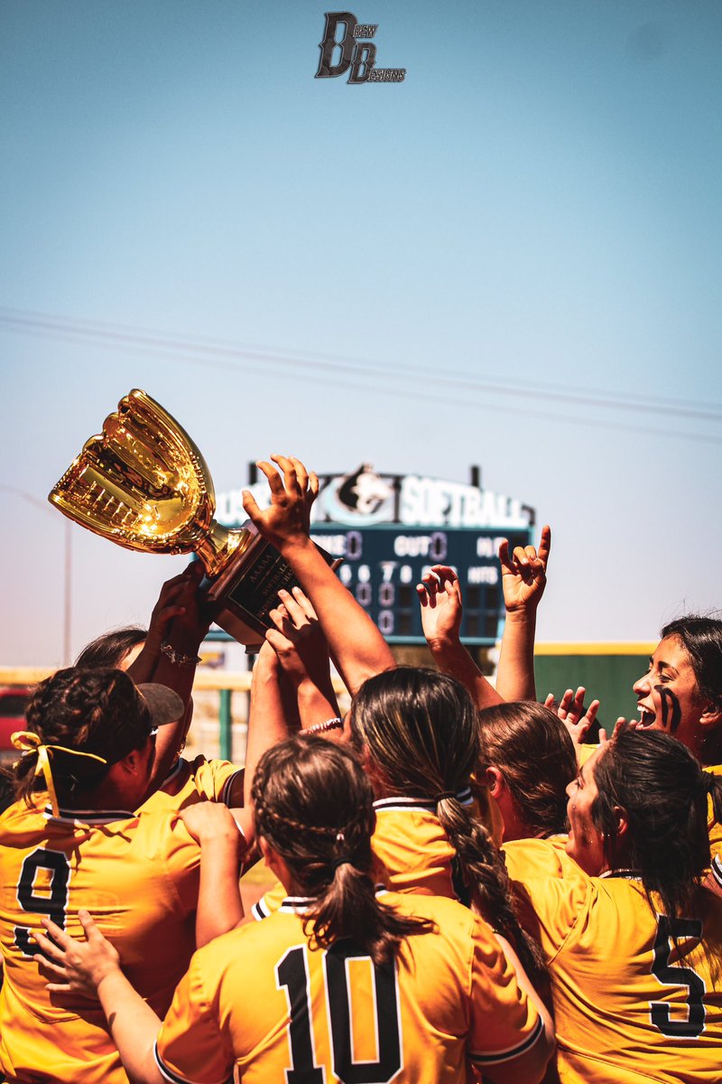 DrewwDesigns's tweet photo. Here’s a recap of today. Congratulations @MatadorSoftbal1 🏆

@JSalgado_PHS @JSalgado_PHS @YISDAthletics1 @Fchavezeptimes 
@phsmats https://t.co/4izUQS3eqQ