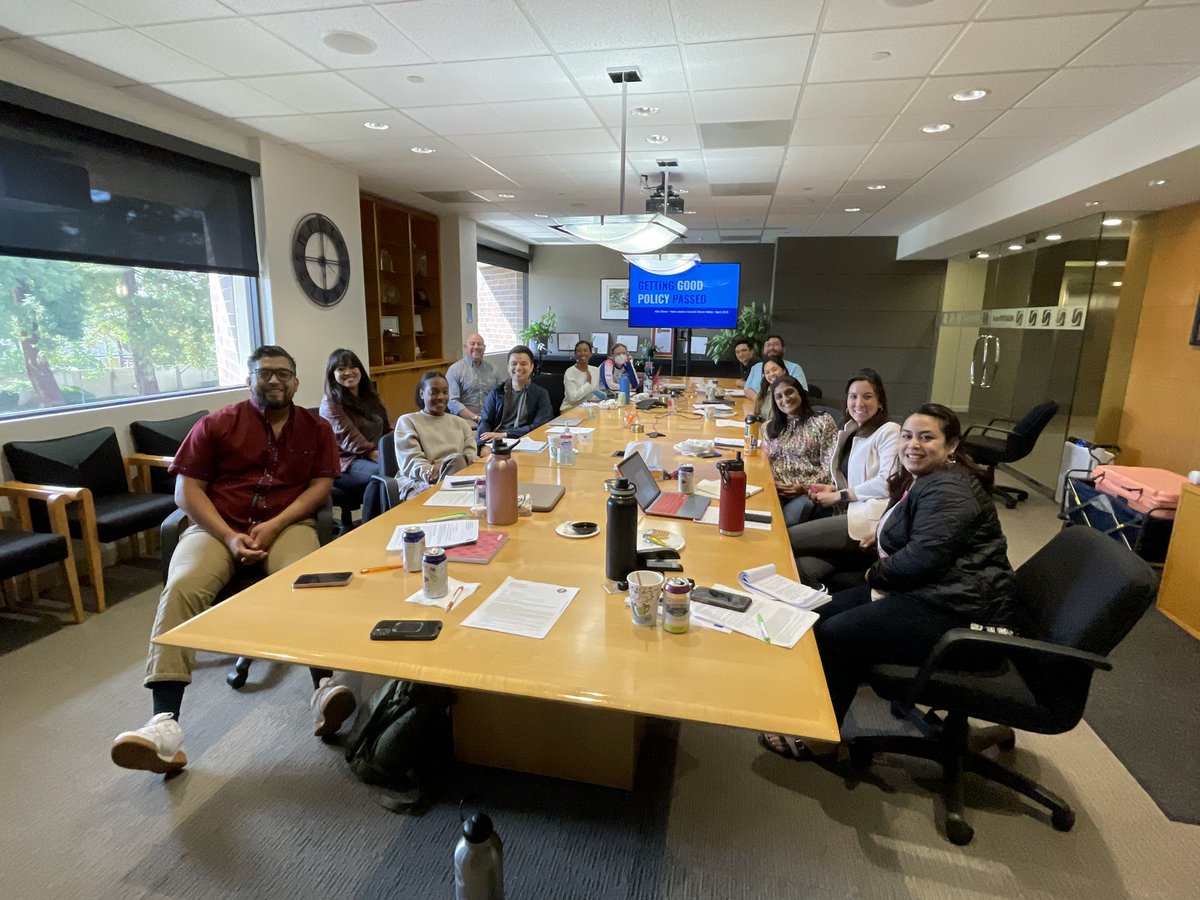 NLC_SV's tweet photo. Today our fellows got a crash course on the labor movement with the @WeAreCTA’s Anna Koski, refined their capstones with #NLCSV board member @barcelosknows, and put on their public policy caps with @AlexShoor, executive director of @CatalyzeSV. #NLC #NLCFamily https://t.co/lQx9CnCa4N