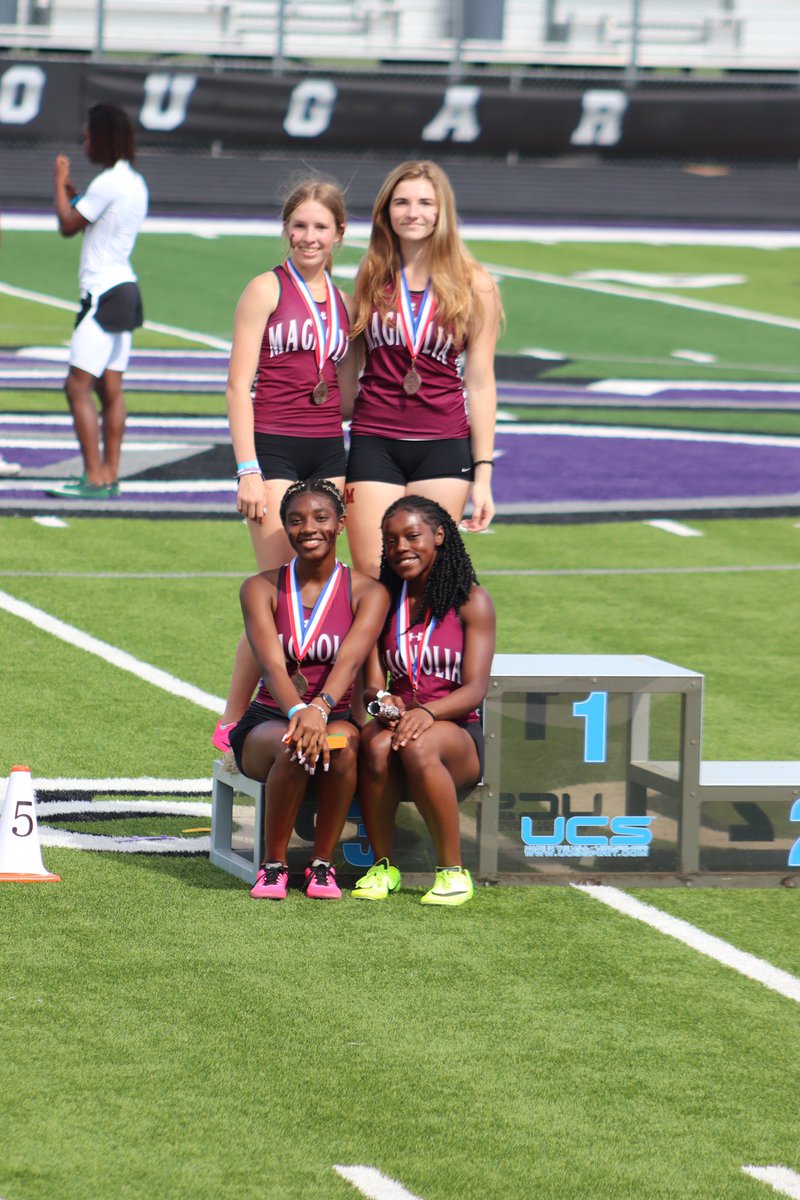 XC_Magnolia's tweet photo. What a great season for the Lady Bulldogs! Today Josie finished 4th in the region in shot put, and our girls 4x1 finished 4th in a highly contested 4x1. The Lady Bulldogs accomplished a lot this season, breaking 3 school records. Great job, ladies!

Good Luck at State Bravo https://t.co/vGqUoNvqZb