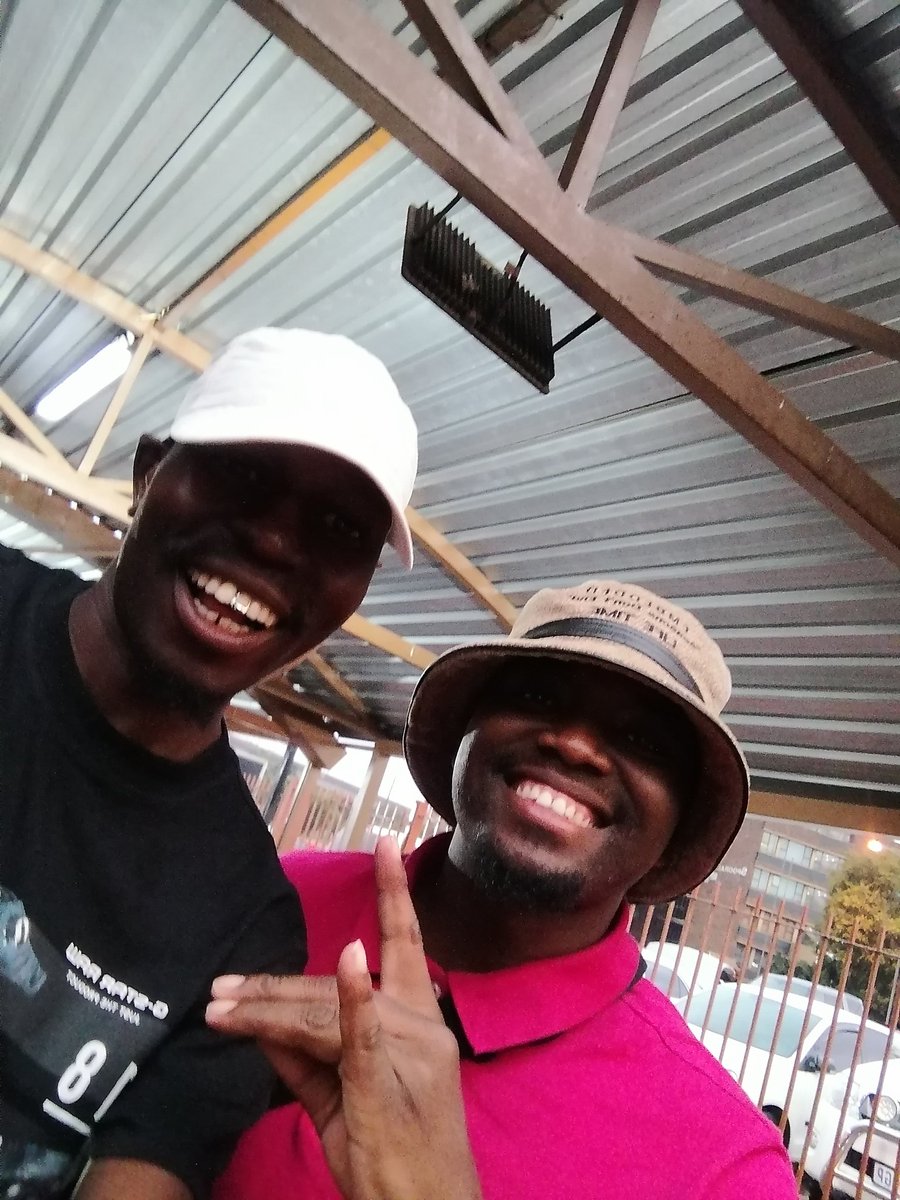 Mabulala_Buda's tweet photo. Mfanaka @ChronicalDeep said I should remind you that he's dropping next week 🙌🙌🙌🔥🔥🔥❤️🕺🏌️❤️ https://t.co/PczXTE5ihN