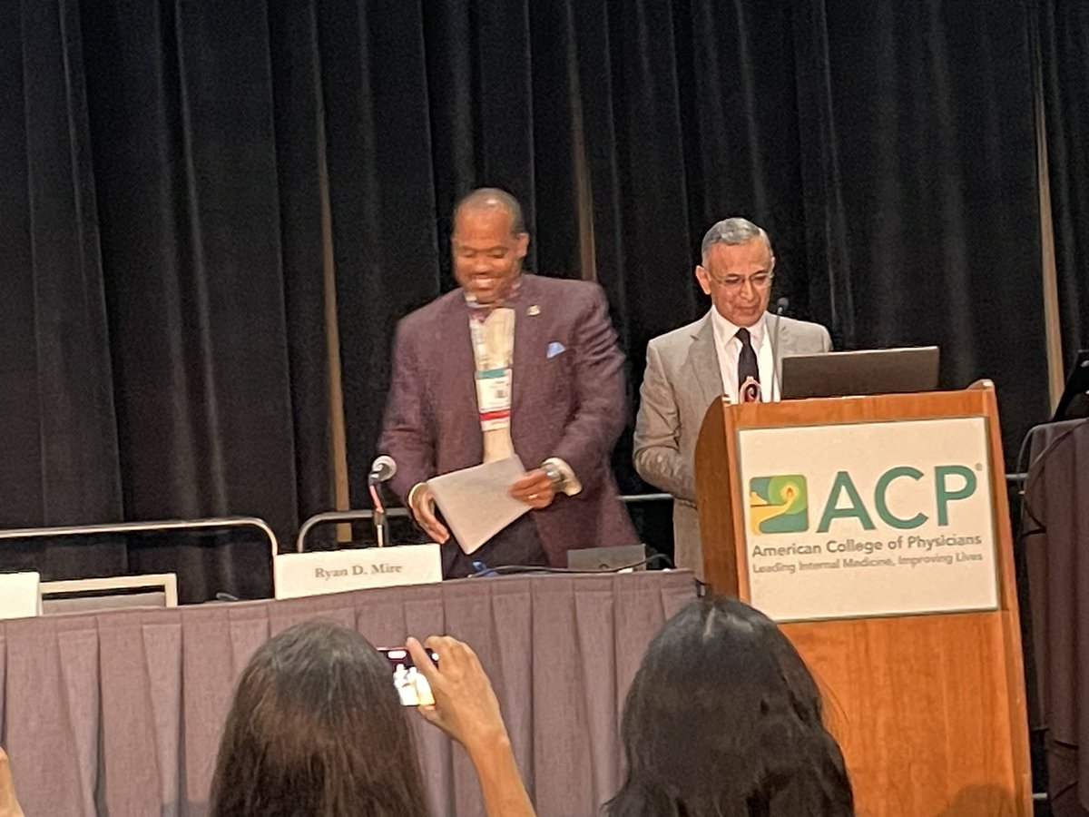 Isaac_Opole's tweet photo. Changing of the guard at @ACPIMPhysicians #IM2023. One of the kindest, most dynamic and vibrant persons I have known @RyanMire1 handing over the Presidency to one of the most thoughtful, empathetic and inspiring persons I have come to know, Dr. Omar Atiq, MD. #IMProud https://t.co/naS2VfWNUh