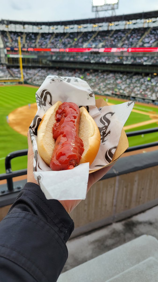 Kelly Bauer tweet media