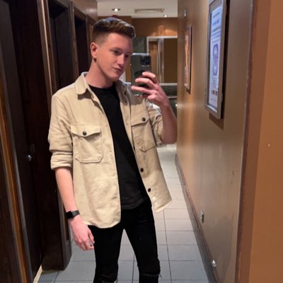 petermark_ tweet picture