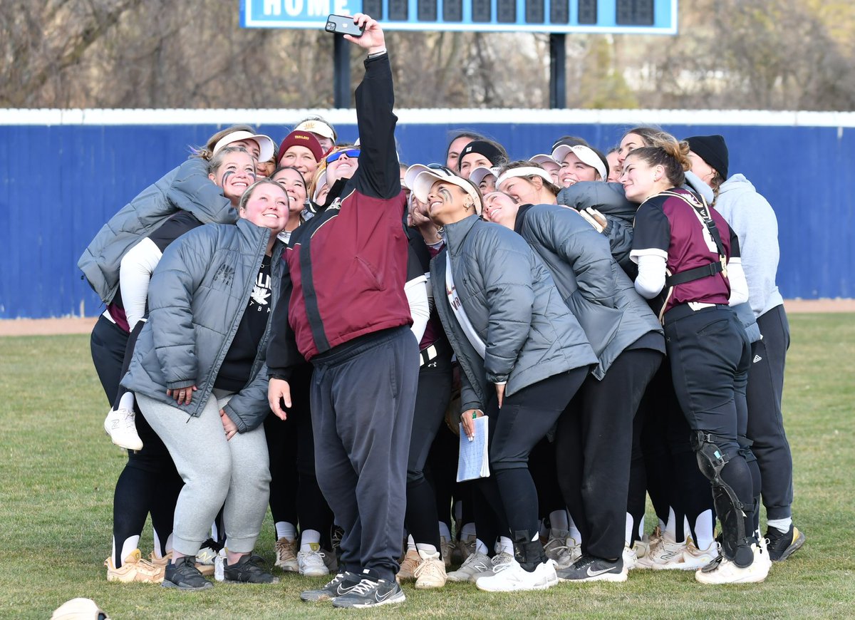 Katie Woolf-Connell tweet media