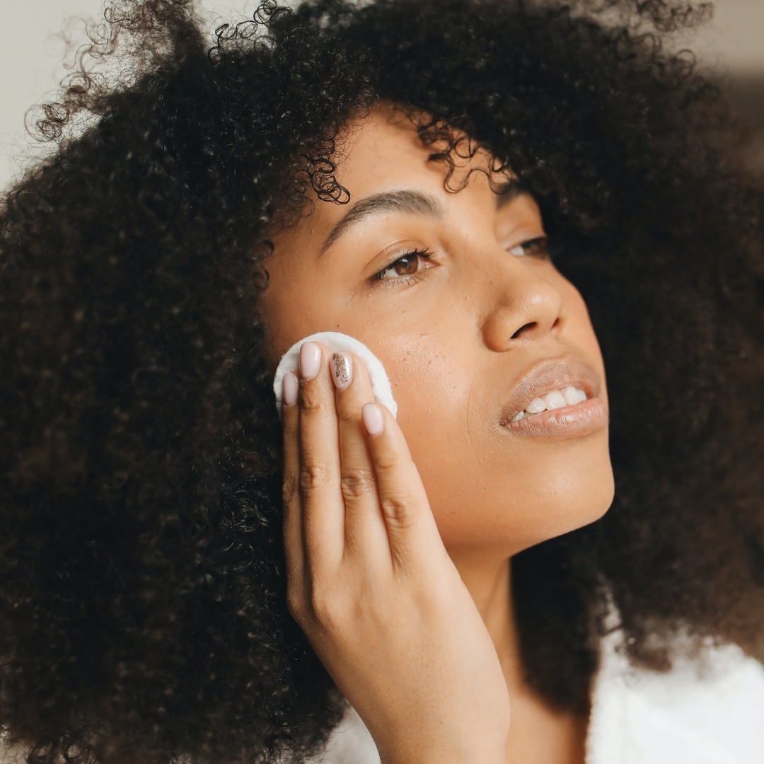 VidaFlo615's tweet photo. Did you know that NAD+ can help repair and regenerate cells, which can lead to a more youthful appearance? Discover the beauty benefits of NAD+ at Vida-Flo and see the difference for yourself 💆🏻‍♀️ https://t.co/IPPlfFz0hY