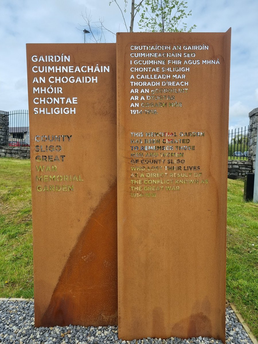 A moving ceremony beautifully organised by <a href="/LestSligo/">Lest Sligo Forgets</a> in <a href="/sligococo/">Sligo County Council</a> Standing by these 800 names many from the same family honored by our silence. War is what happens when language fails M.Atwood. Lest we forget. La France se souvient de ces sacrifices.