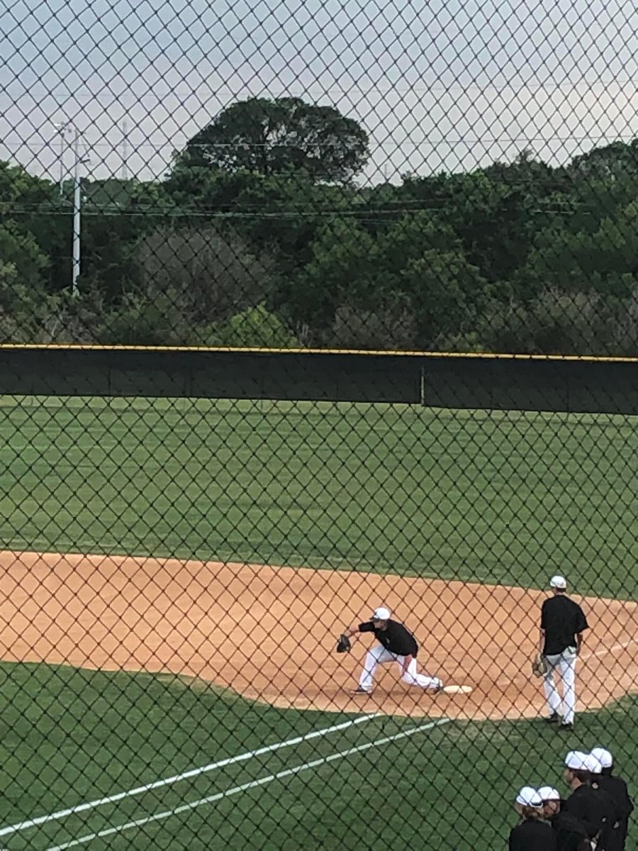 BryanISD's tweet photo. Rangers lead the way! Earlier this week the Rudder Baseball Team had a great comeback win on Senior Night. They beat Magnolia 7-6. #BryanISD #RudderRangers #RTLW @RudderHS_BISD @RudderSports @rangerbsbl https://t.co/DpB8dqSJRB
