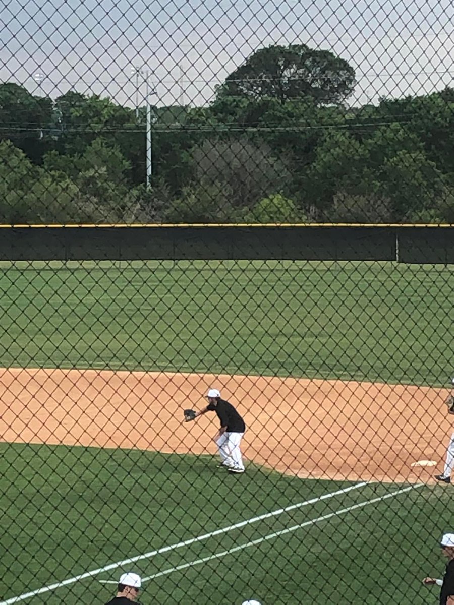 BryanISD's tweet photo. Rangers lead the way! Earlier this week the Rudder Baseball Team had a great comeback win on Senior Night. They beat Magnolia 7-6. #BryanISD #RudderRangers #RTLW @RudderHS_BISD @RudderSports @rangerbsbl https://t.co/DpB8dqSJRB