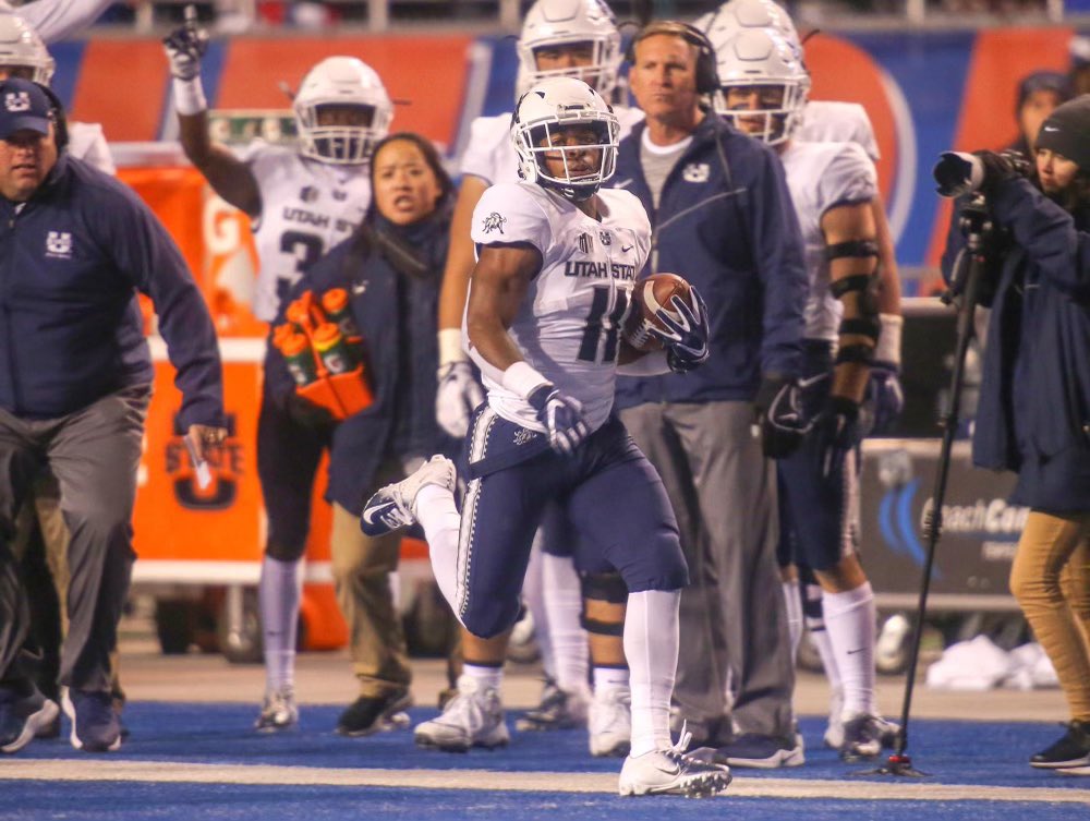 rlucero2026 (@rlucero2026) on Twitter photo On my way to Utah State!
#AggiesAllTheWay
<a href="/T_Finau92/">Tevita Finau</a> @USUSwaff <a href="/CoachJohnson32_/">Coach Niko Johnson</a> <a href="/DamienFootball_/">Damien Spartan Football</a> On my way to Utah State!
#AggiesAllTheWay
<a href="/T_Finau92/">Tevita Finau</a> @USUSwaff <a href="/CoachJohnson32_/">Coach Niko Johnson</a> <a href="/DamienFootball_/">Damien Spartan Football</a>