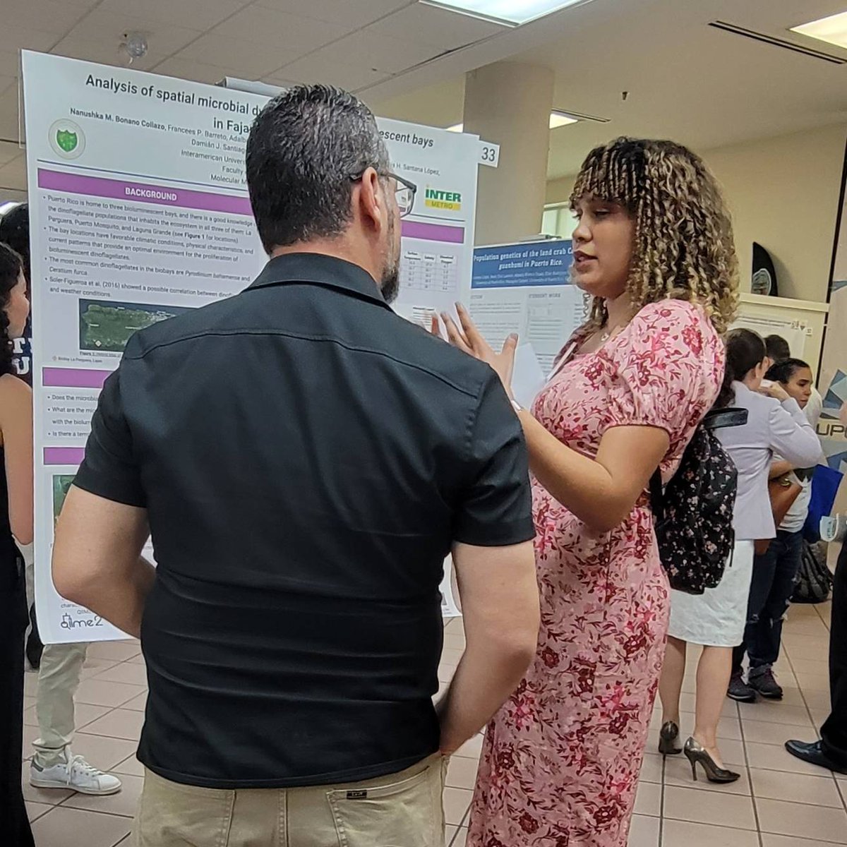 LsampPr's tweet photo. Estudiantes graduados exponen sus trabajos de investigación! 👩‍🔬🧑🏽‍🔬🤩
#prlsamp #nsf #oralpresentation #pr #prismjtm2023 https://t.co/FfvK4KVZfD