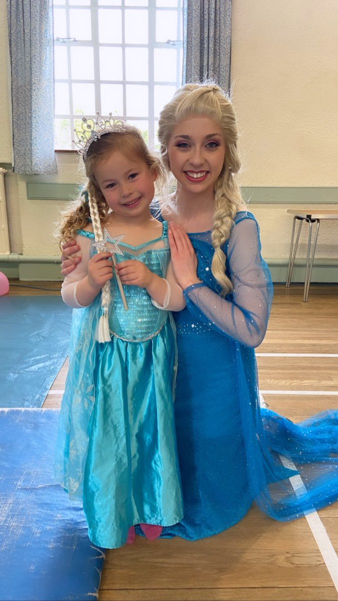 PartionP's tweet image. Have a wonderful bank holiday weekend! So happy that we get an extra day to party 😄👑🥳

Gobeithio cewch chi gyd benwythnos gŵyl banc bendigedig! Mor hapus bod gennym ni ddiwrnod ychwanegol o bartio 😄👑🥳