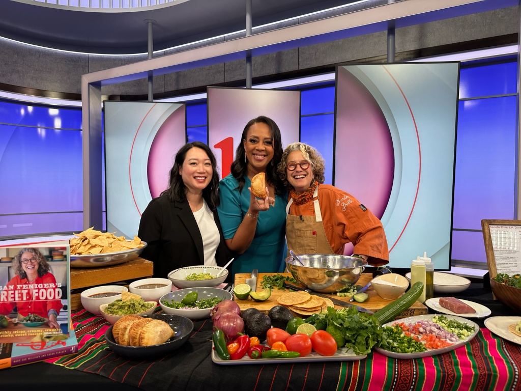 SusanFeniger's tweet image. Had a blast yesterday previewing @dinela with @thestacysun on @kcalnews  Watch more here: cbsnews.com/losangeles/vid…

#kcalnews #kcal #dinela #socalo
