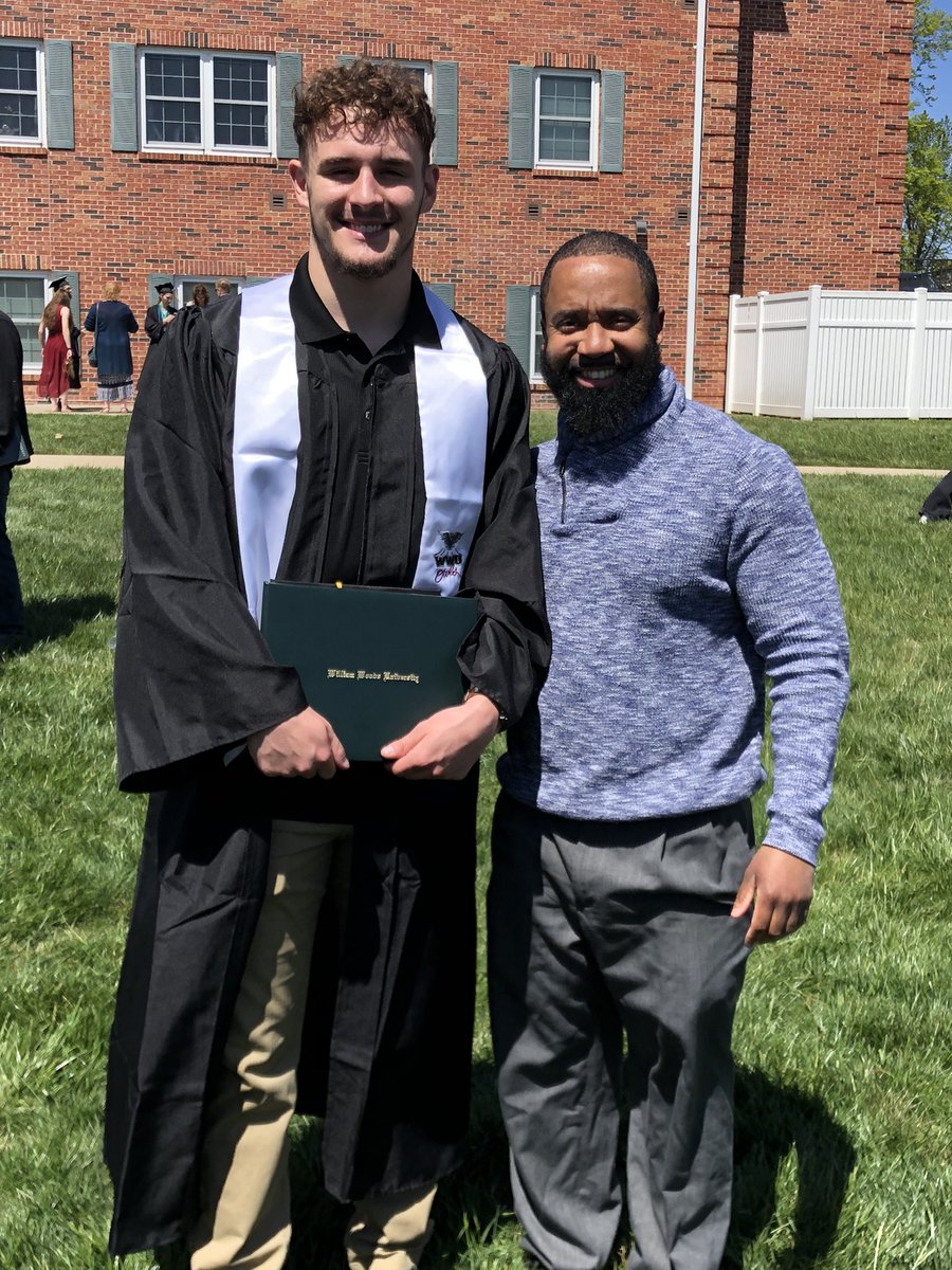 AGGIES_HC_Belt's tweet photo. NOW the job is officially done! 

My first recruiting class at William Woods has graduated!

100% graduation rate. 

We had a heck of a ride! 

Next stop… OPSU! 
🅰️ggie U🅿️ https://t.co/qVoafLwccA