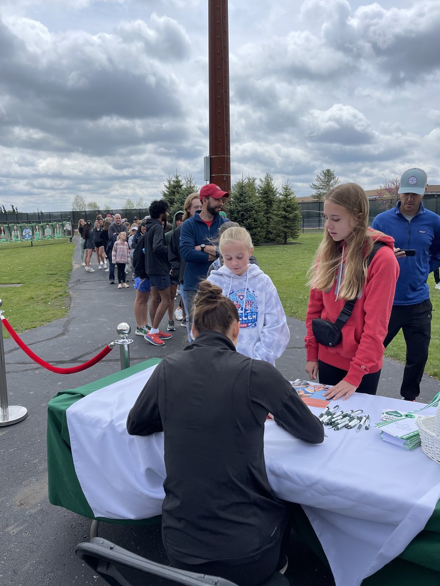DublinSchools's tweet photo. The @abbysteiner1 mural unveiling at Coffman Stadium was a huge success! Thank you to all who helped celebrate her incredible accomplishments in T&amp;F: 2x World Champion (4x100+4x400), World Finalist (200m), American record holder (indoor 200m +300m) &amp; 3x NCAA champion. @PUMA https://t.co/4VQlFp5xPy