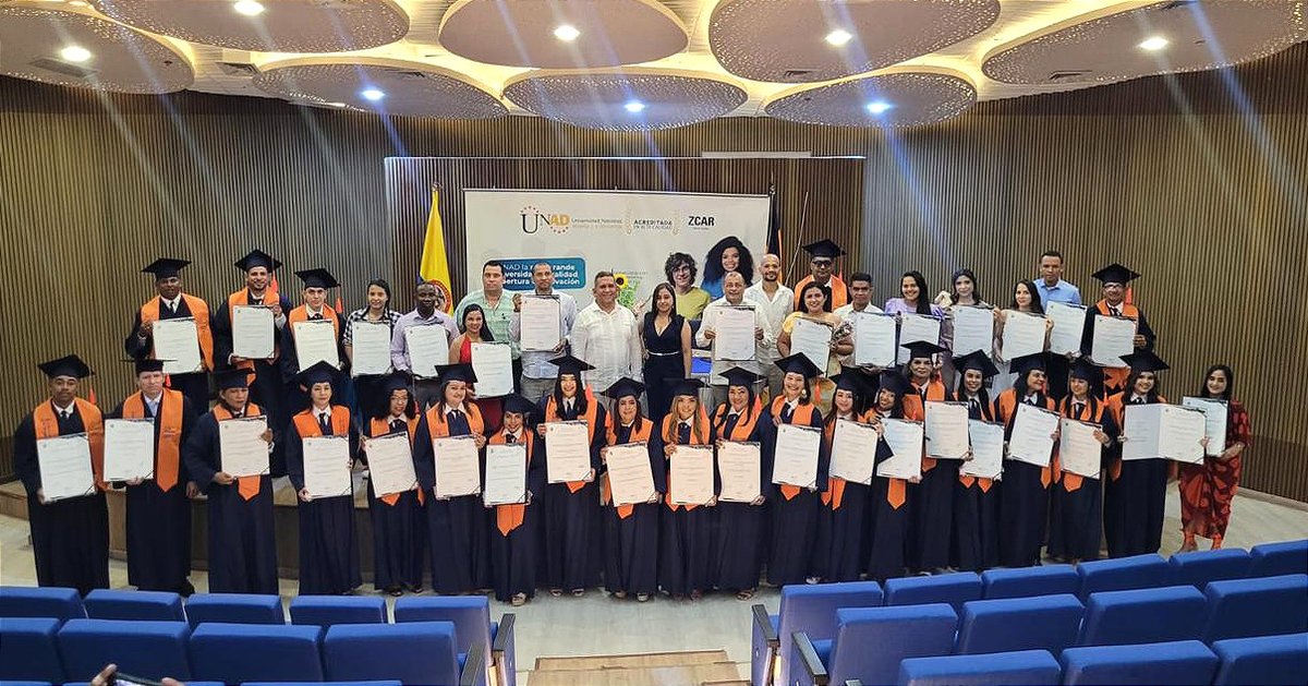 UniversidadUNAD's tweet photo. ¡Hoy es un día de celebración! 🎉🎓 Queremos pedir un aplauso enorme para todos los estudiantes UNAD que se graduaron hoy. 🎓👏🏼

Conoce algunas 📷 de nuestro graduados 📷 ➡️https://t.co/DoeSqBw4fb https://t.co/BVvcrJ13YY