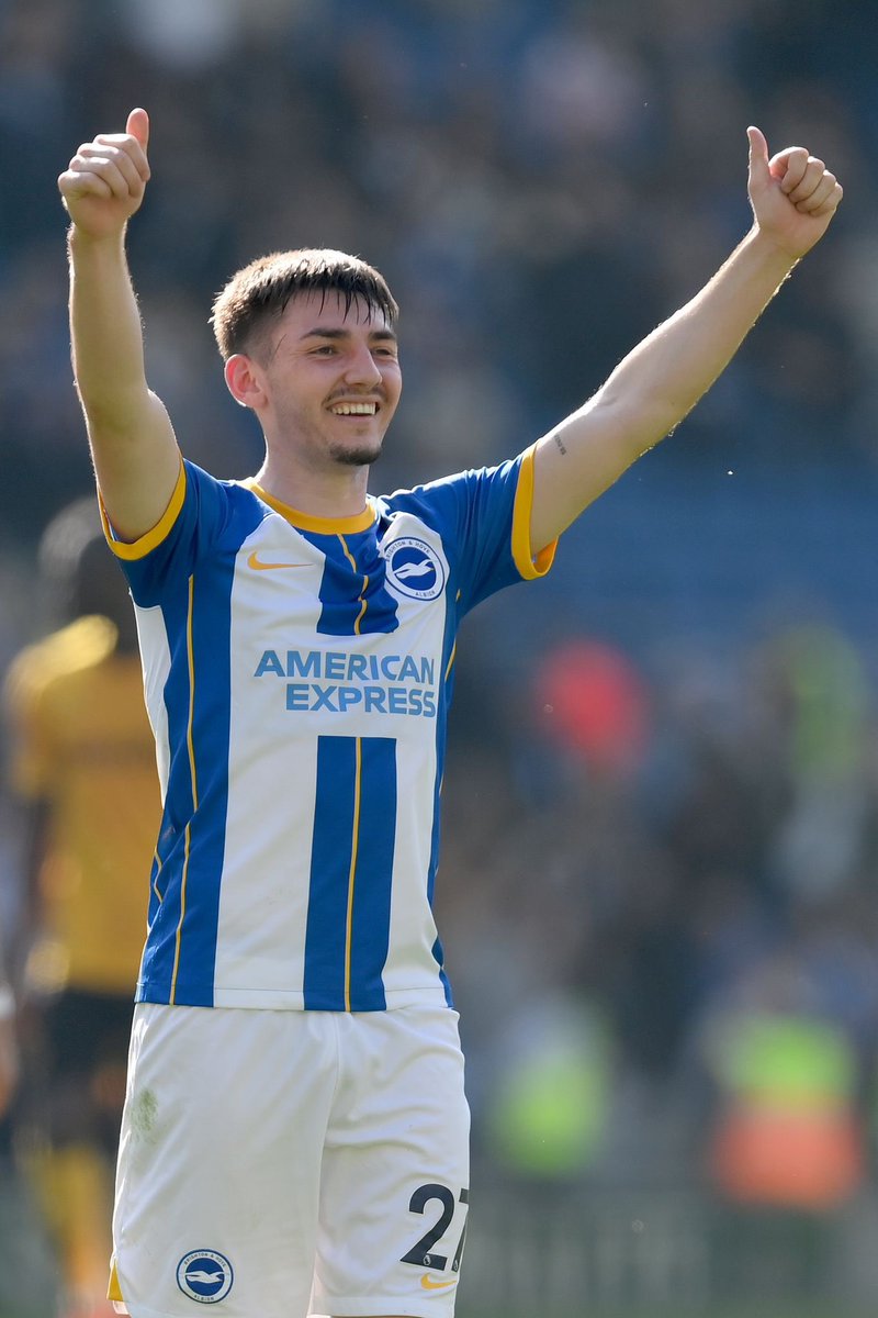 billygilmourrr's tweet photo. What a performance from the boys 🔵⚪️ @OfficialBHAFC https://t.co/yVxrzRf51H