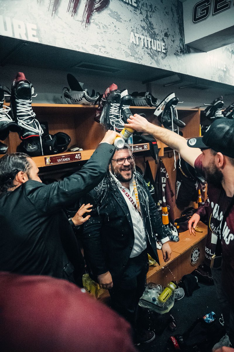 GeffScar's tweet image. Le plus beau jour de ma vie 🏆♥️

#PourGenèvePourlHistoire