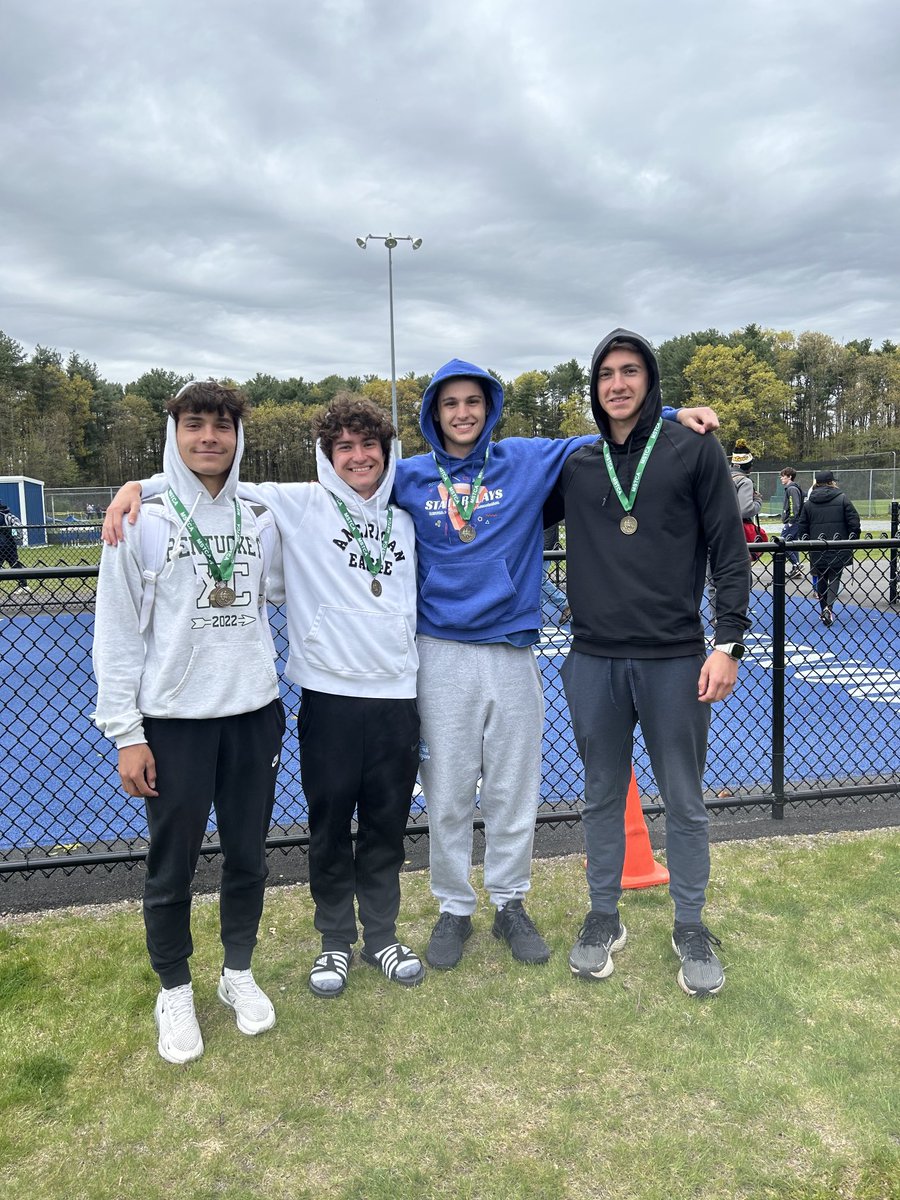 PentucketTrack's tweet photo. Congratulations to the boys 4x200 that broke the Div 5 State Relays record with a time of 1:32.87! They also broke the school record which has stood since 1968! https://t.co/b6DwSOyjaC