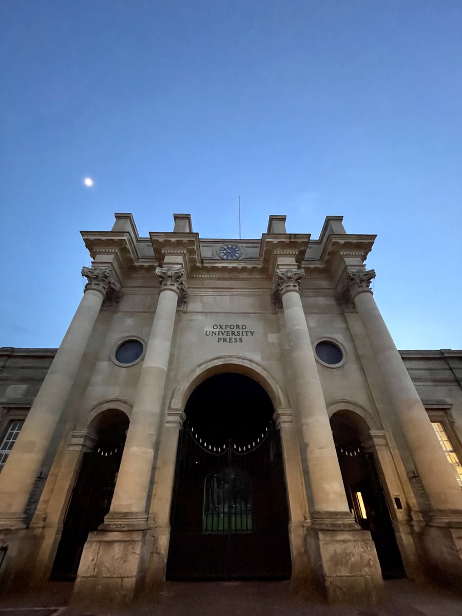 Paradise for us nerds 🤓 ⁦<a href="/UniofOxford/">University of Oxford</a> ⁦<a href="/OUPMedicine/">OUP Medicine</a>⁩