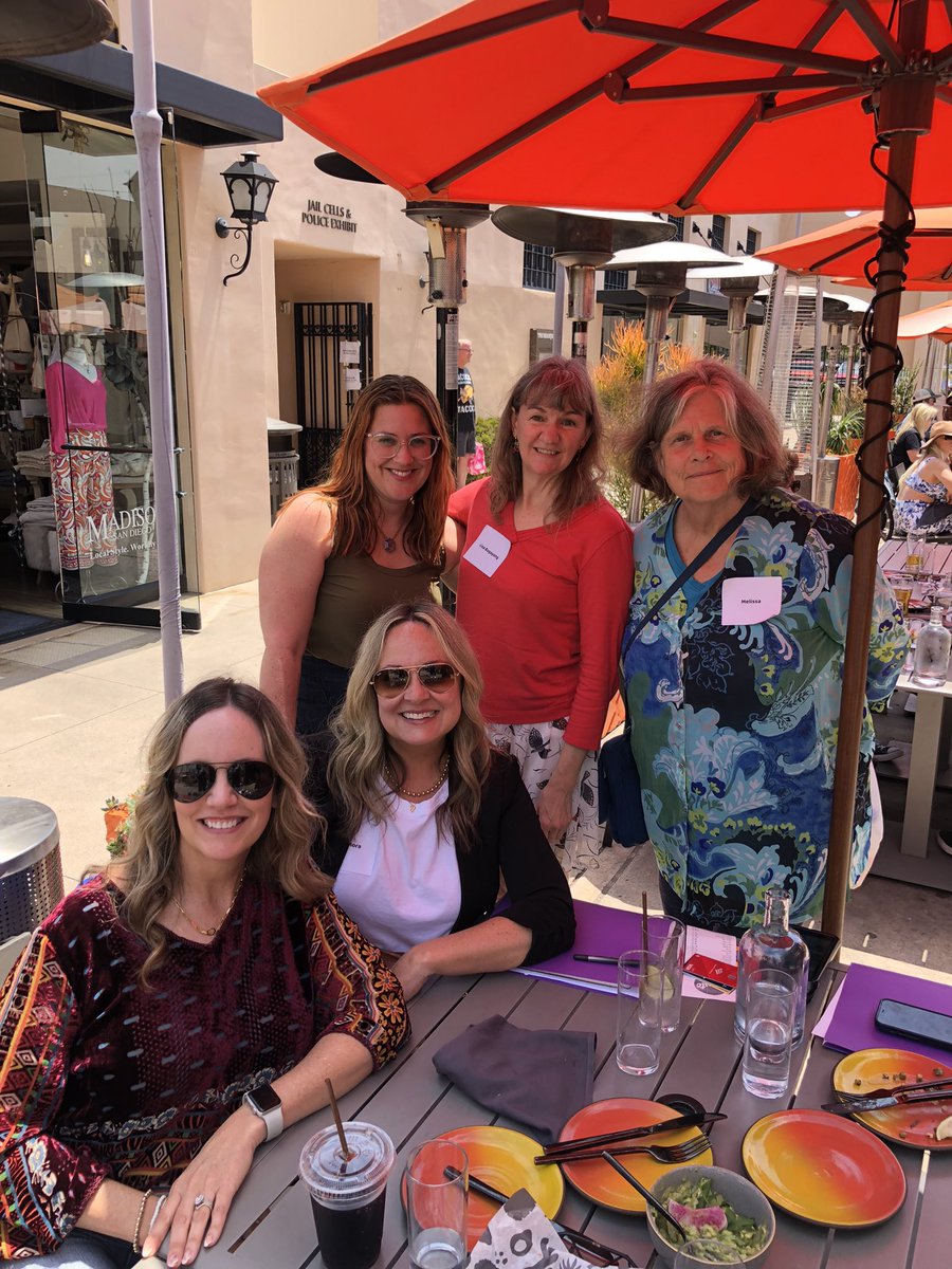 taleof2writers's tweet photo. Feeding our creative souls at the San Diego Writing Workshop!! #sdww #puestoisdelish #WritingCommmunity https://t.co/gb1nCwyLPr